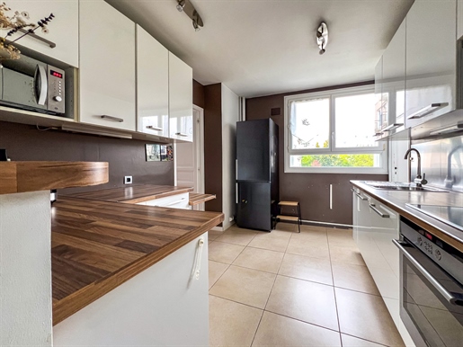 Purchase: Apartment (92350)