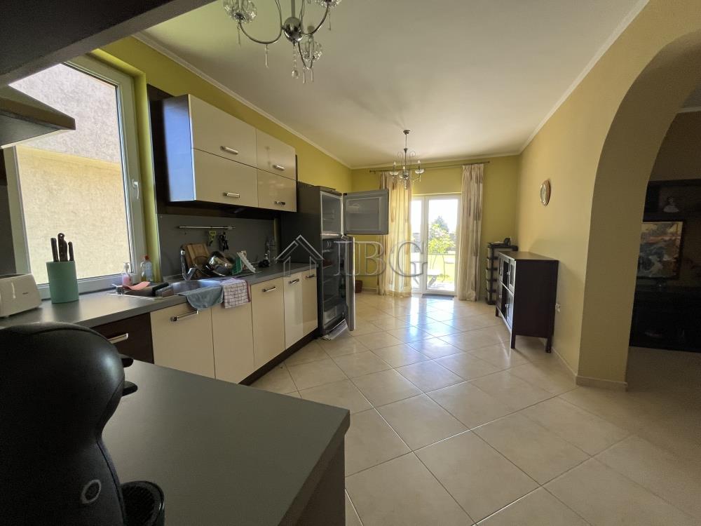 3 Bed, 2 Bath house with Sea view 5 km to the Sea