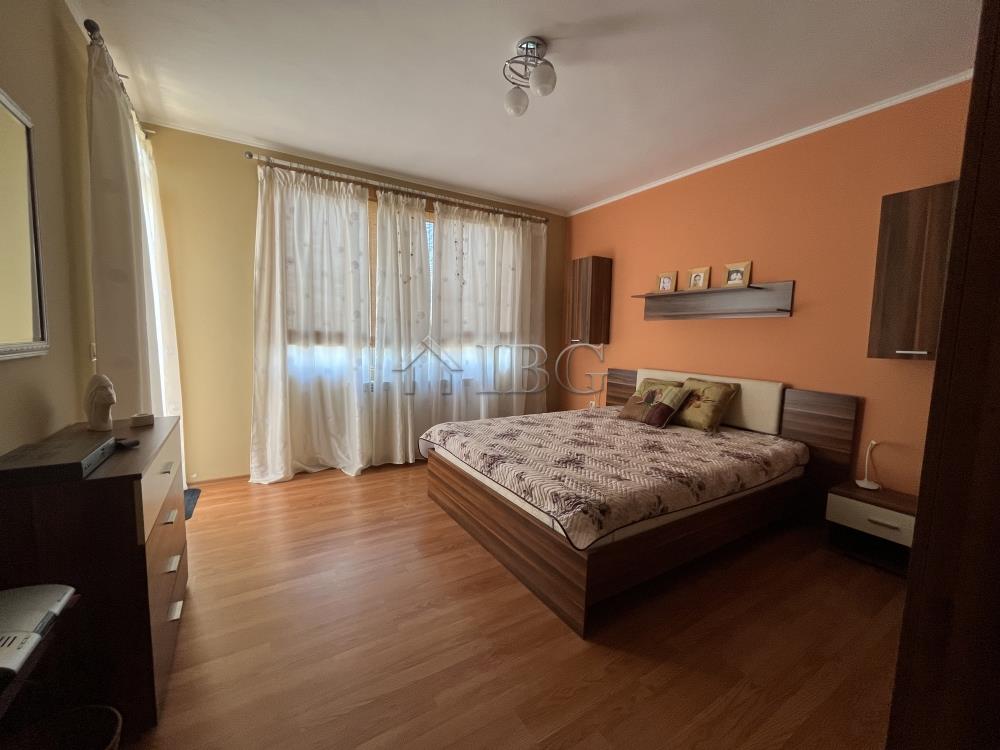 3 Bed, 2 Bath house with Sea view 5 km to the Sea