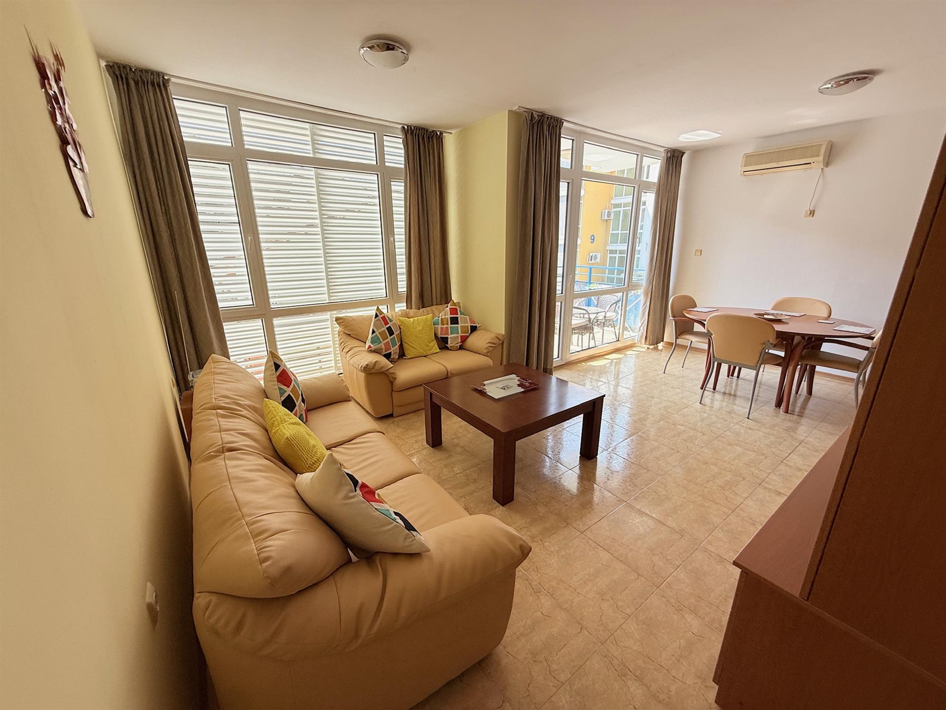 Spacious 2-Bedroom Apartment Elite 1, Sunny Beach - Just 200m from the Beach!