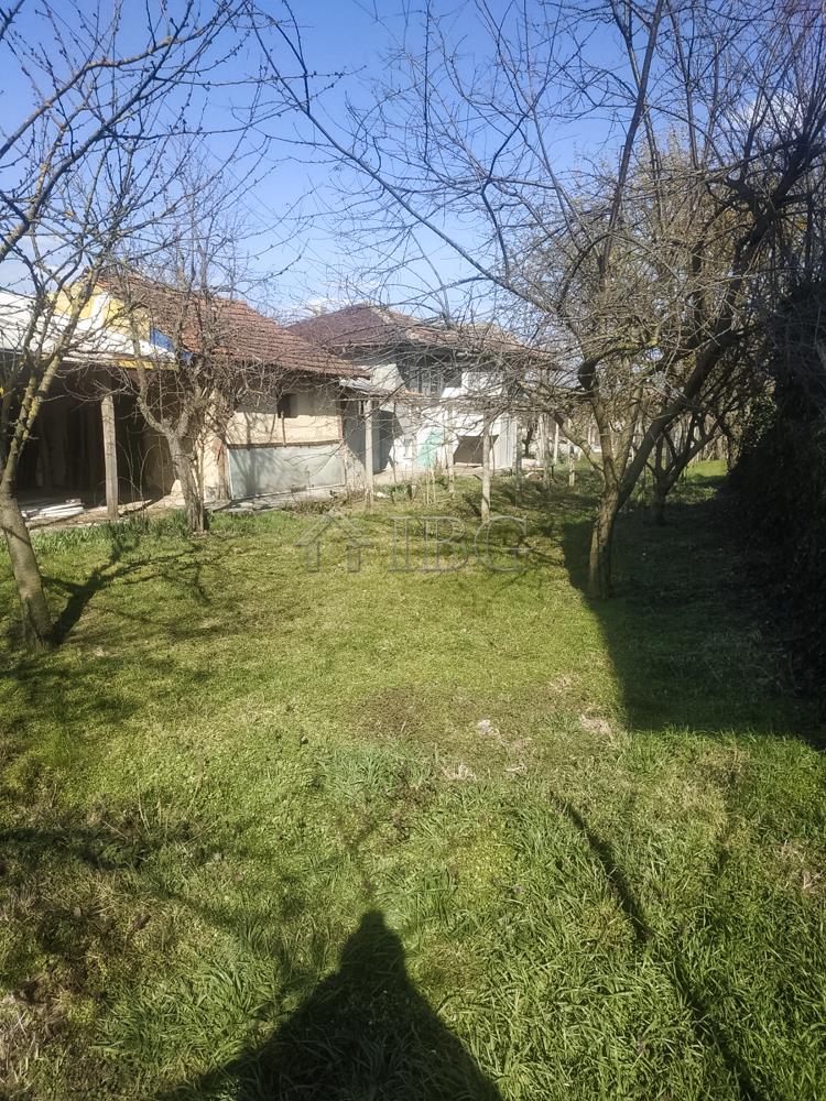 Köp: Hus (9120)