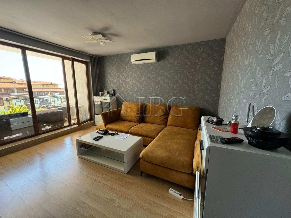 Pool View Apartment with 2 Bedrooms, 2 Bathrooms and 2 Balconies in Garden of Eden, Sveti Vlas