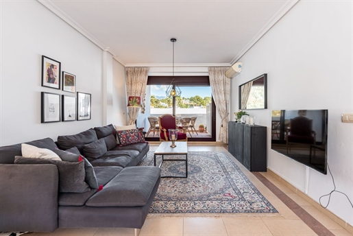 Penthouse Appartement de 4 chambres à vendre en Nueva Andalucia, Costa del Sol