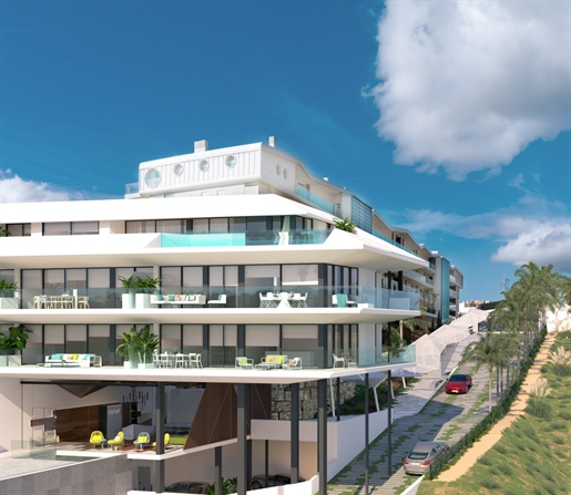 Apartamento Planta Baja de 2 dormitorios en venta en Carvajal, Costa del Sol