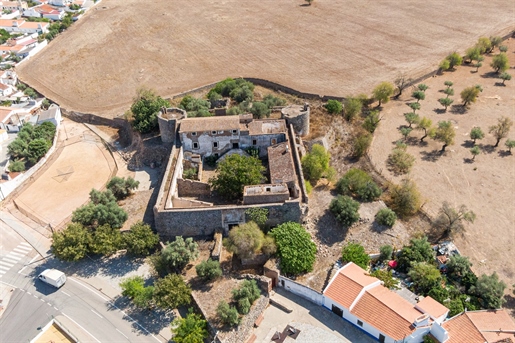 Schloss Barbacena mit Sanierungsprojekt