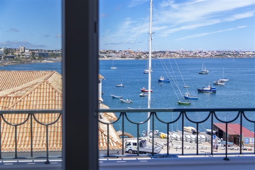 Appartement de 3 chambres à coucher avec vue sur la mer dans un emplacement privilégié