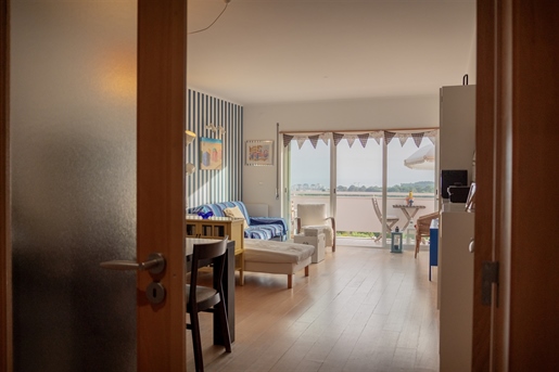 Appartement met 3 slaapkamers en panoramisch uitzicht op zee en het platteland, in Bicesse, Cascais