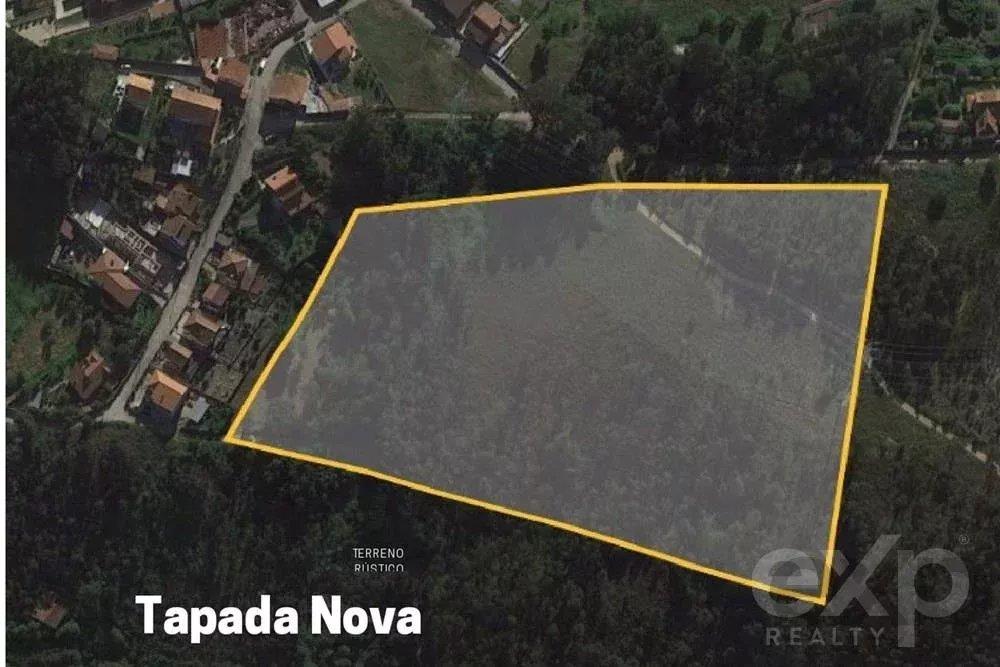 Rustic Land in Medas, A Tranquil Refuge near the River Douro
