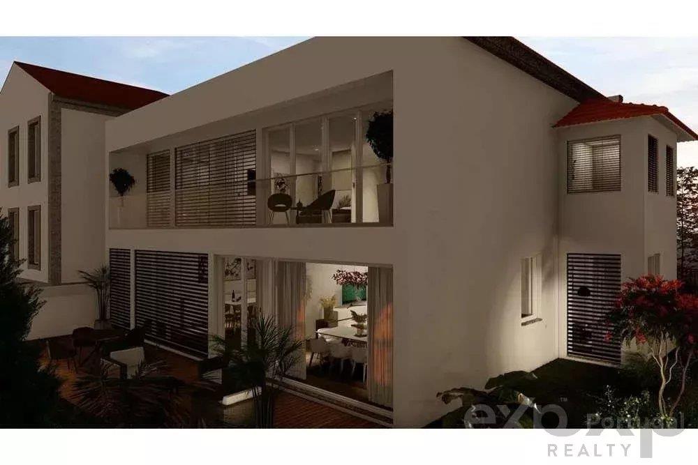 Moradia T3 com 3 suites com 364m² e 214m² de espaço exterior em Leça da Palmeira, Portugal