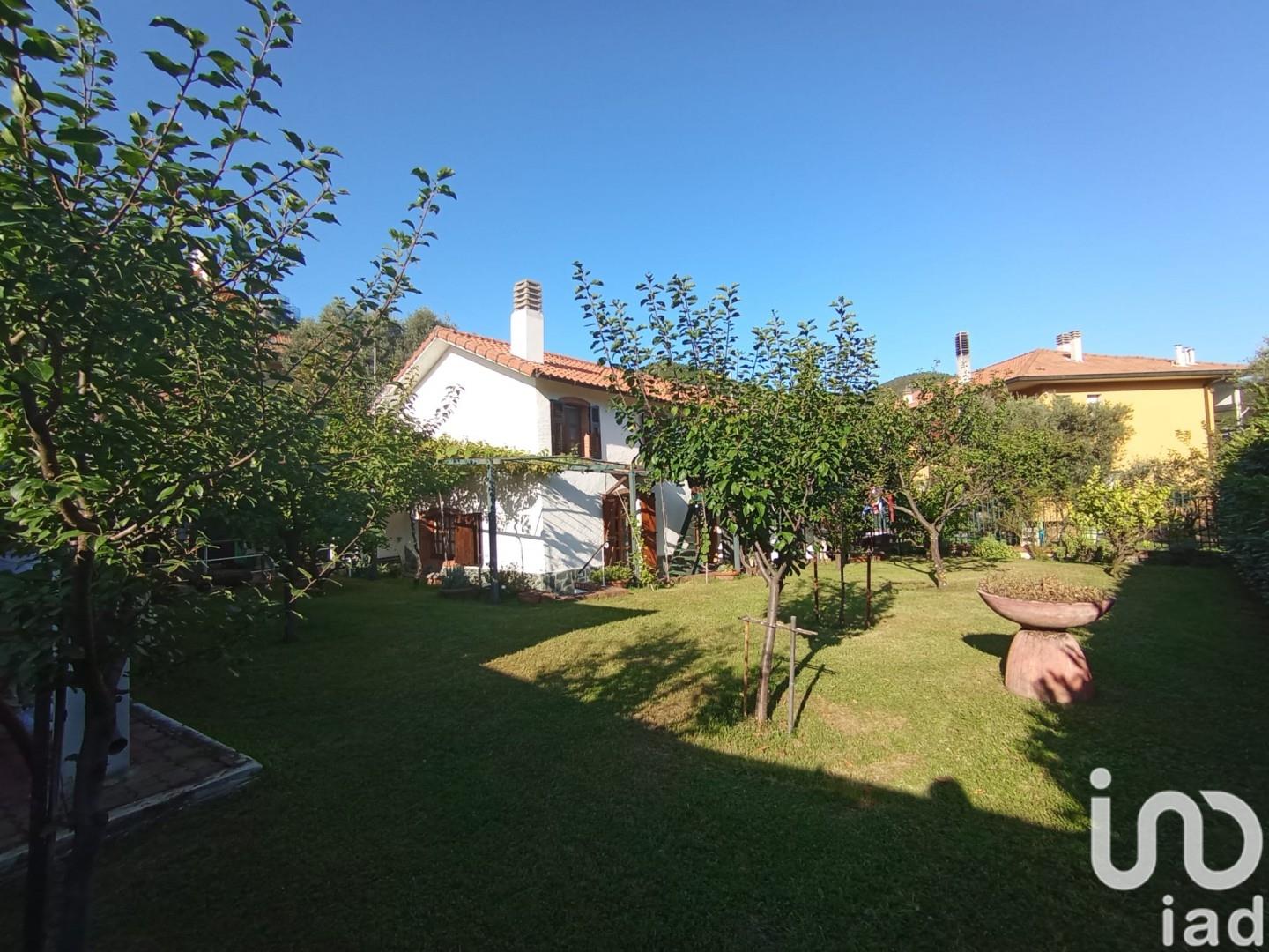 Sale Home 150 m² - 2 bedrooms
