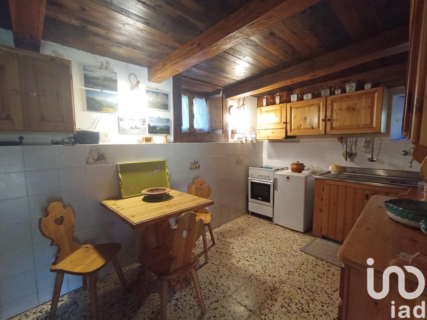 Sale Home 150 m² - 2 bedrooms
