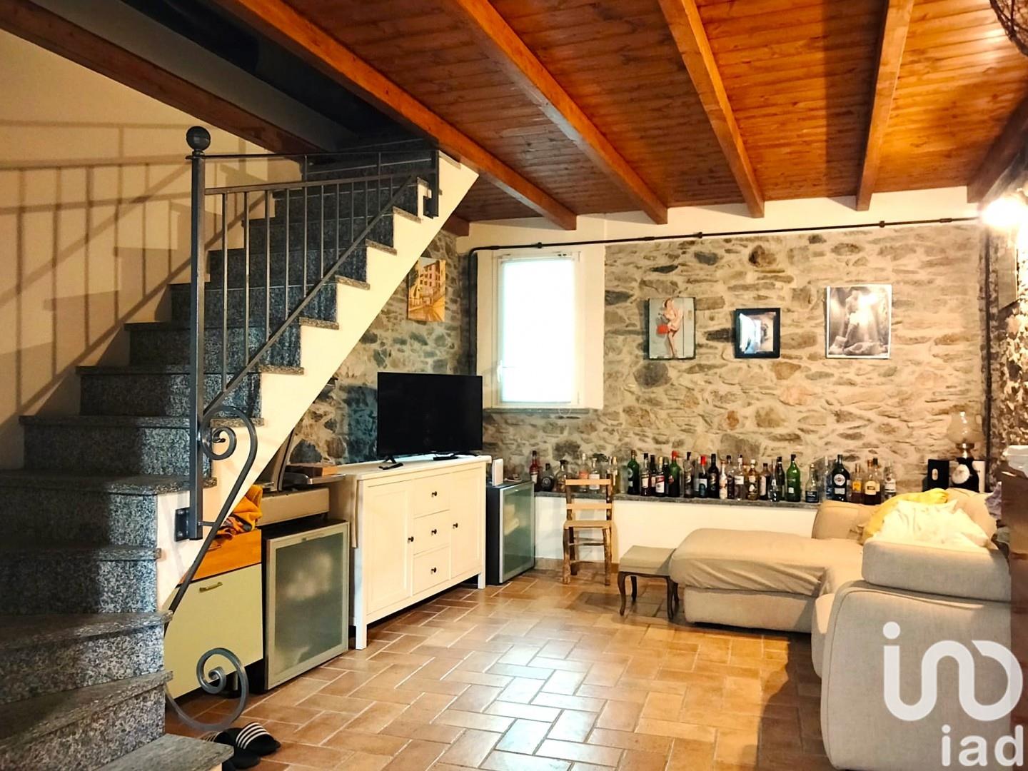 Sale Detached house / Villa 150 m² - 3 bedrooms - Varazze
