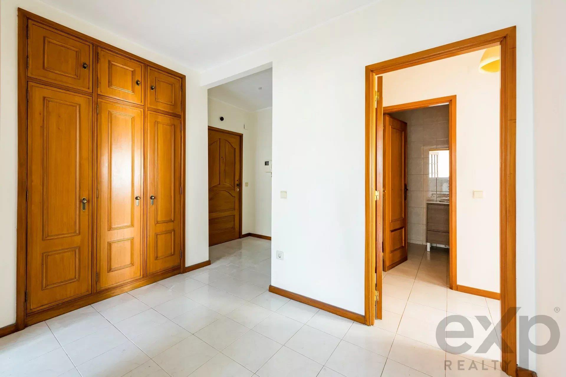 Apartamento T2 na Rua da Bélgica – Excelente oportunidade em Canidelo