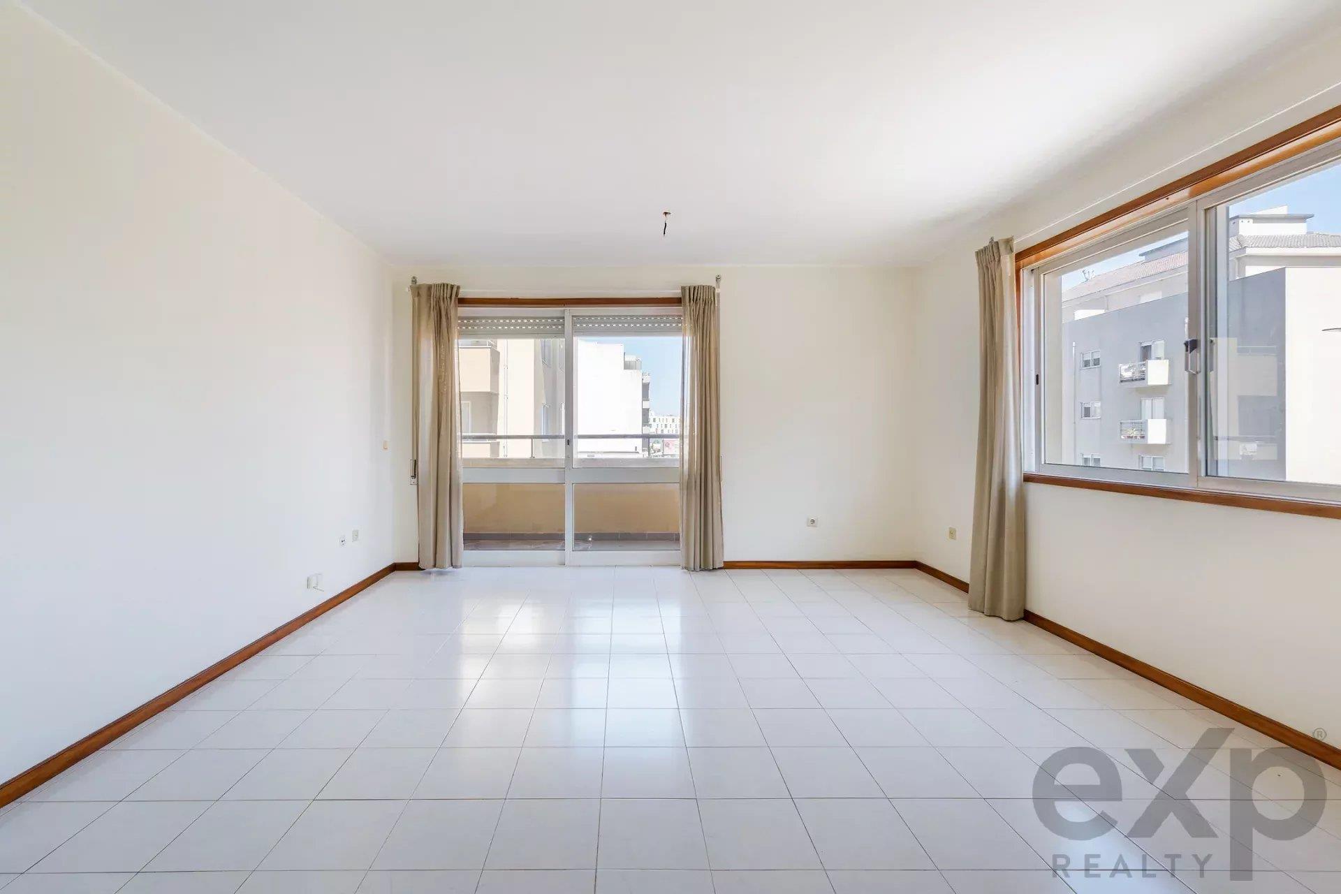 Apartamento T2 na Rua da Bélgica – Excelente oportunidade em Canidelo