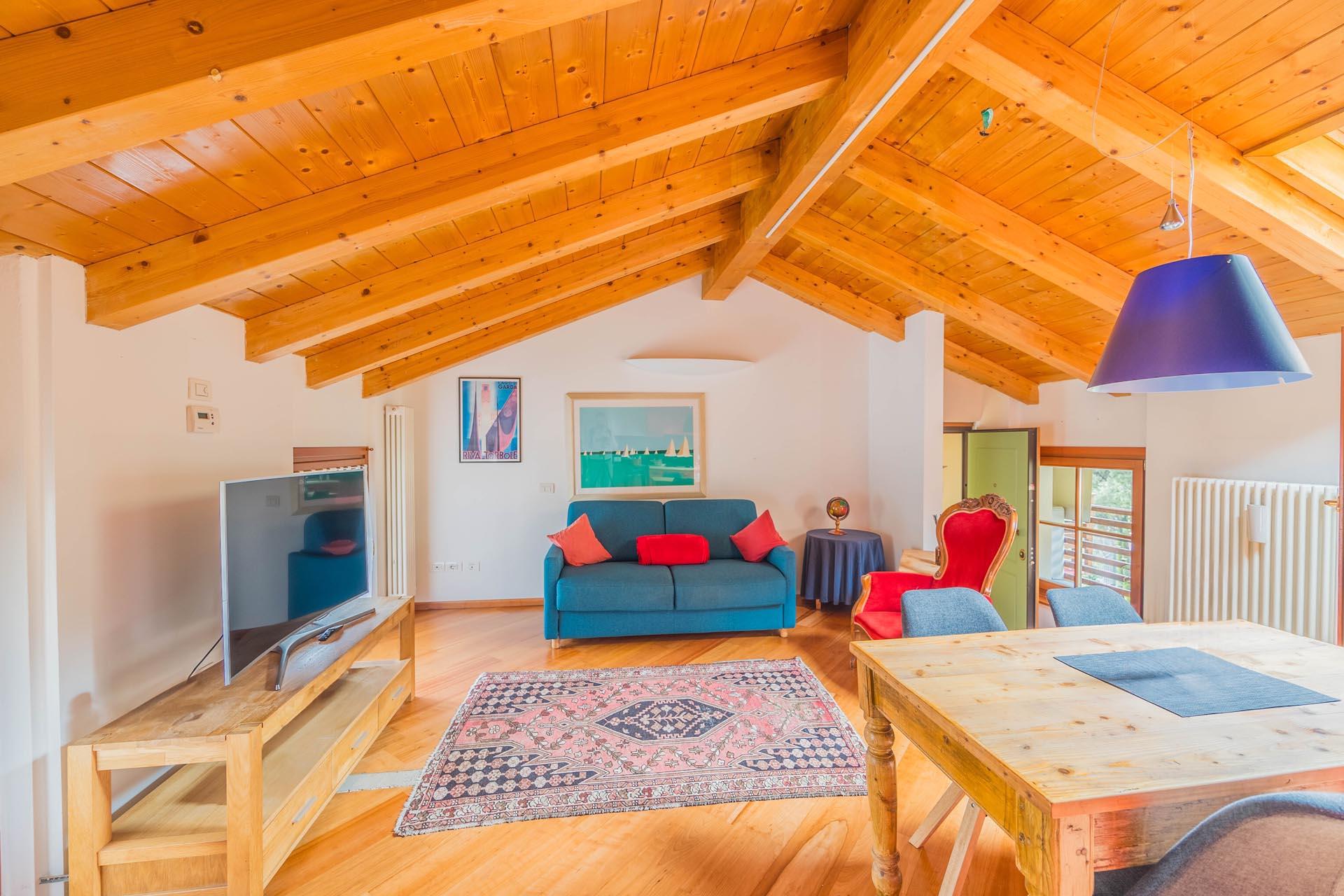 Mieszkanie na najwyższym piętrze blisko centrum