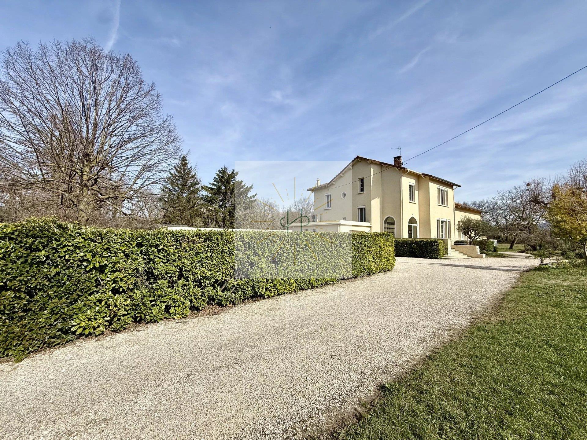Maison à vendre, 256m², Montélimar