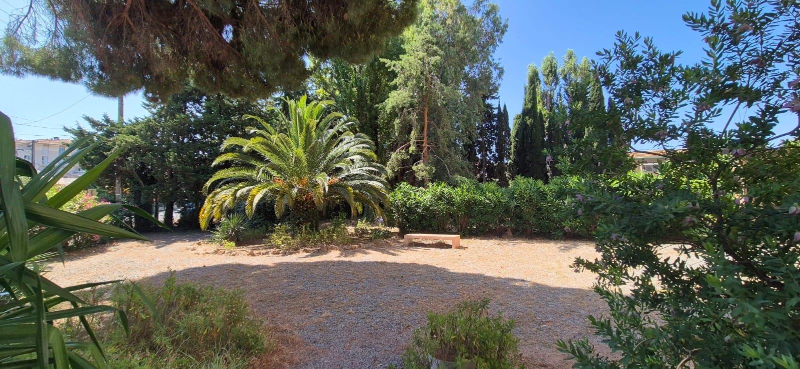 Saint Raphaël 3 room apartment with parking and cellar