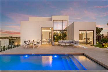 Instapklare luxe villa op Las Colinas Golf