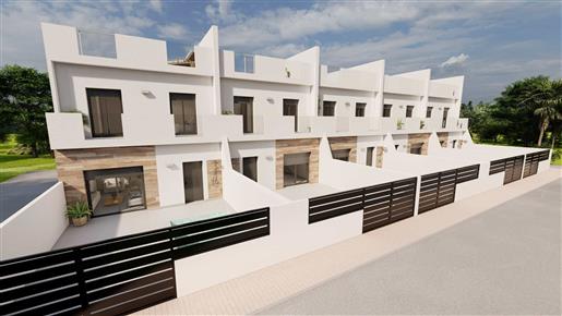 Casa moderna con piscina en Murcia