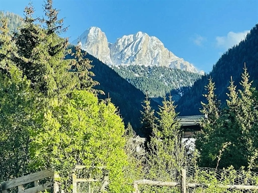 Ragginerhof - jewel of the Unesco world heritage Dolomites