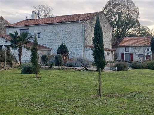 Family house with gite and 1.7 ha of land