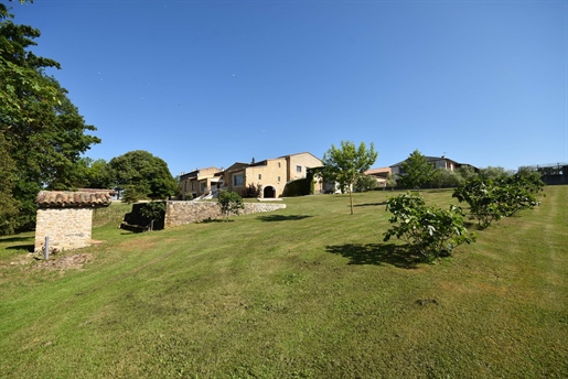 Beautiful property with gîtes and shed built on 6.38 ha