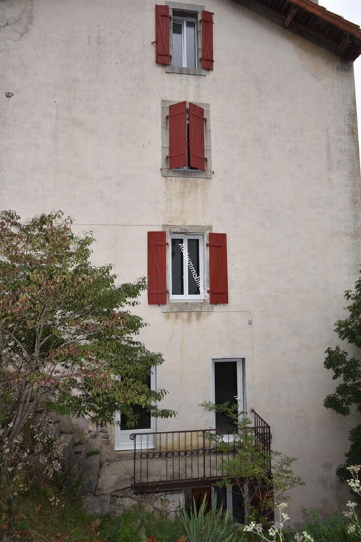 Köp: Hus (11140)