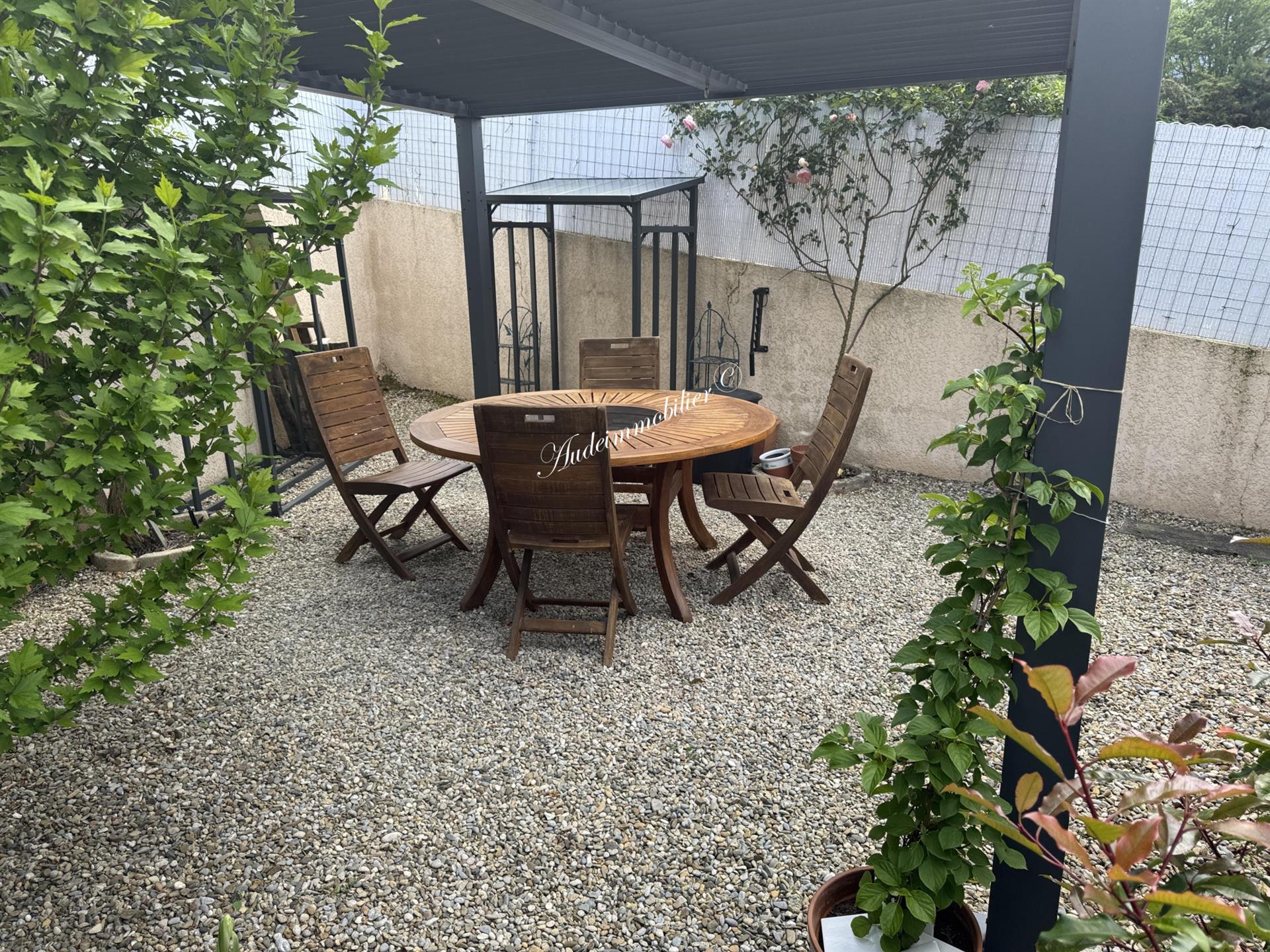 House on one level with garage