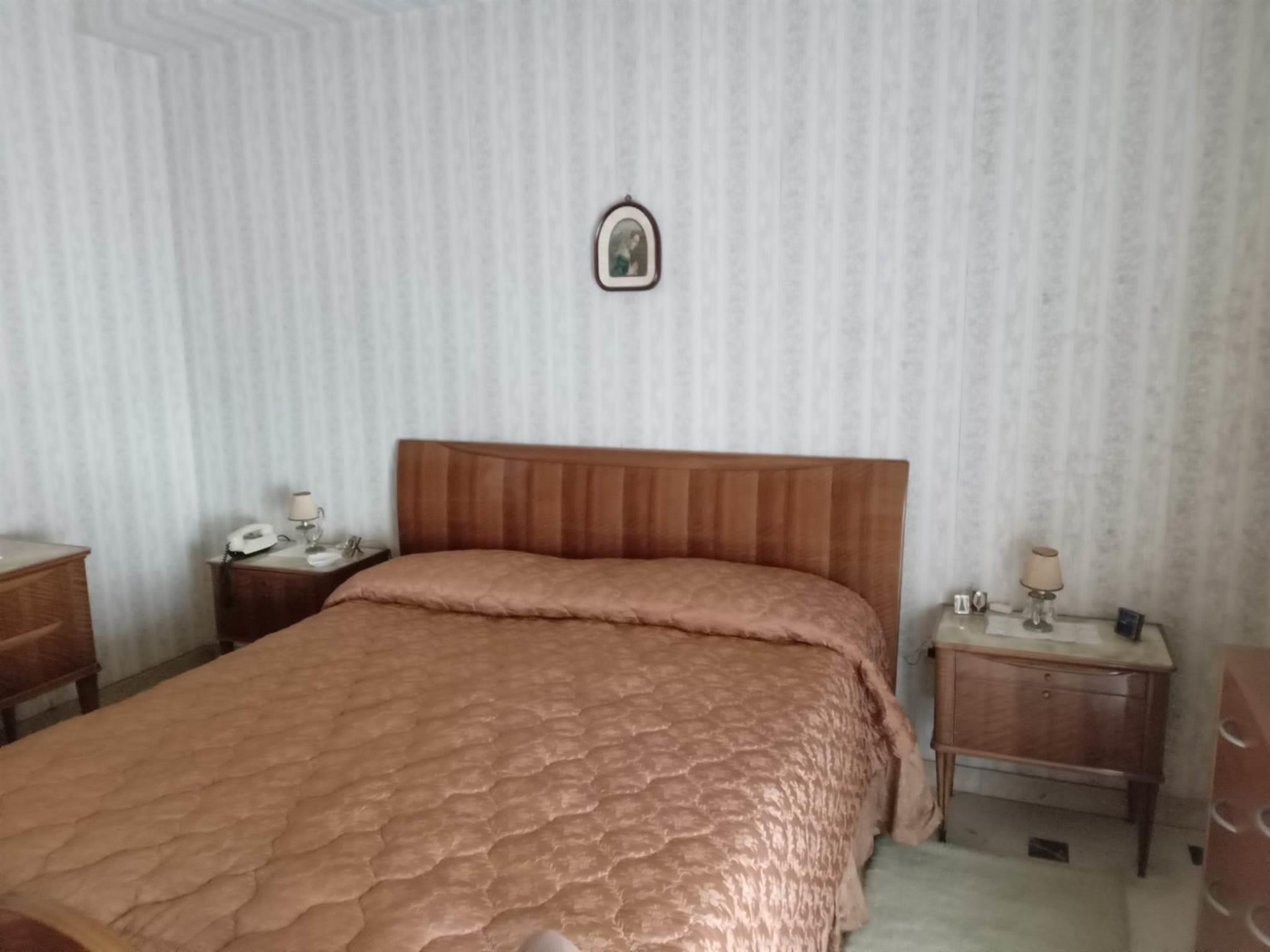 Purchase: Apartment (96016)