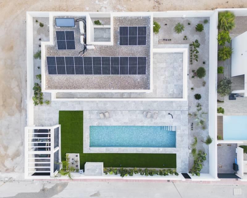 Purchase: House (03177)