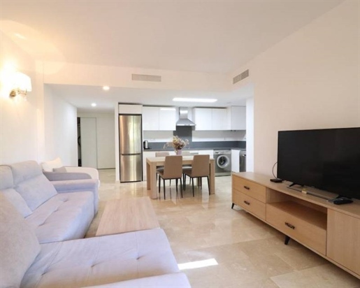 Compra: Apartamento (03180)