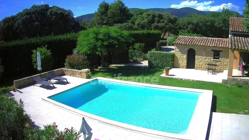 House for sale 293 m2, swimming pool, workshop plot of 7600 m2 Lourmarin (84)