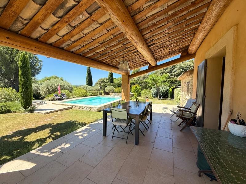 House for sale 293 m2, swimming pool, workshop plot of 7600 m2 Lourmarin (84)