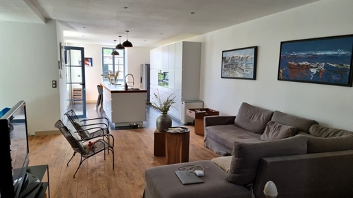 Dpt Charente Maritime (17), A Vendre St-Pierre D'oleron belle demeure en pierre 11 pièces 388m² sur