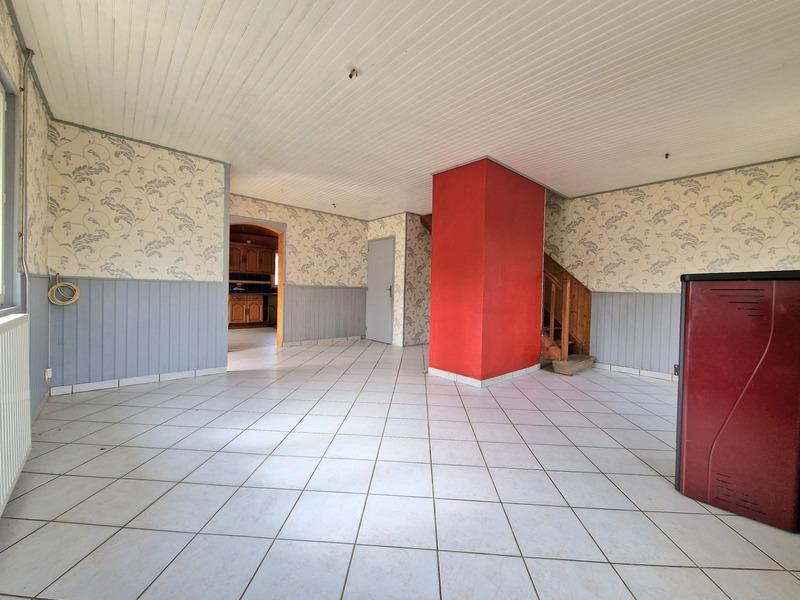 Dpt (42), à vendre 15 min de Montbrison maison de 107 m² Plein Sud 4 chambres sur 547,00 m² de terra