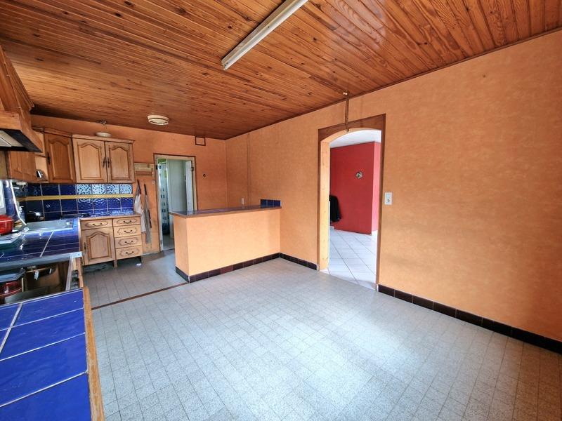 Dpt (42), à vendre 15 min de Montbrison maison de 107 m² Plein Sud 4 chambres sur 547,00 m² de terra