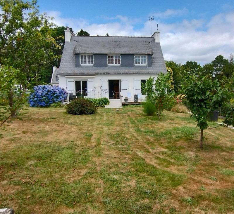 House for sale 6 rooms Combrit (29)