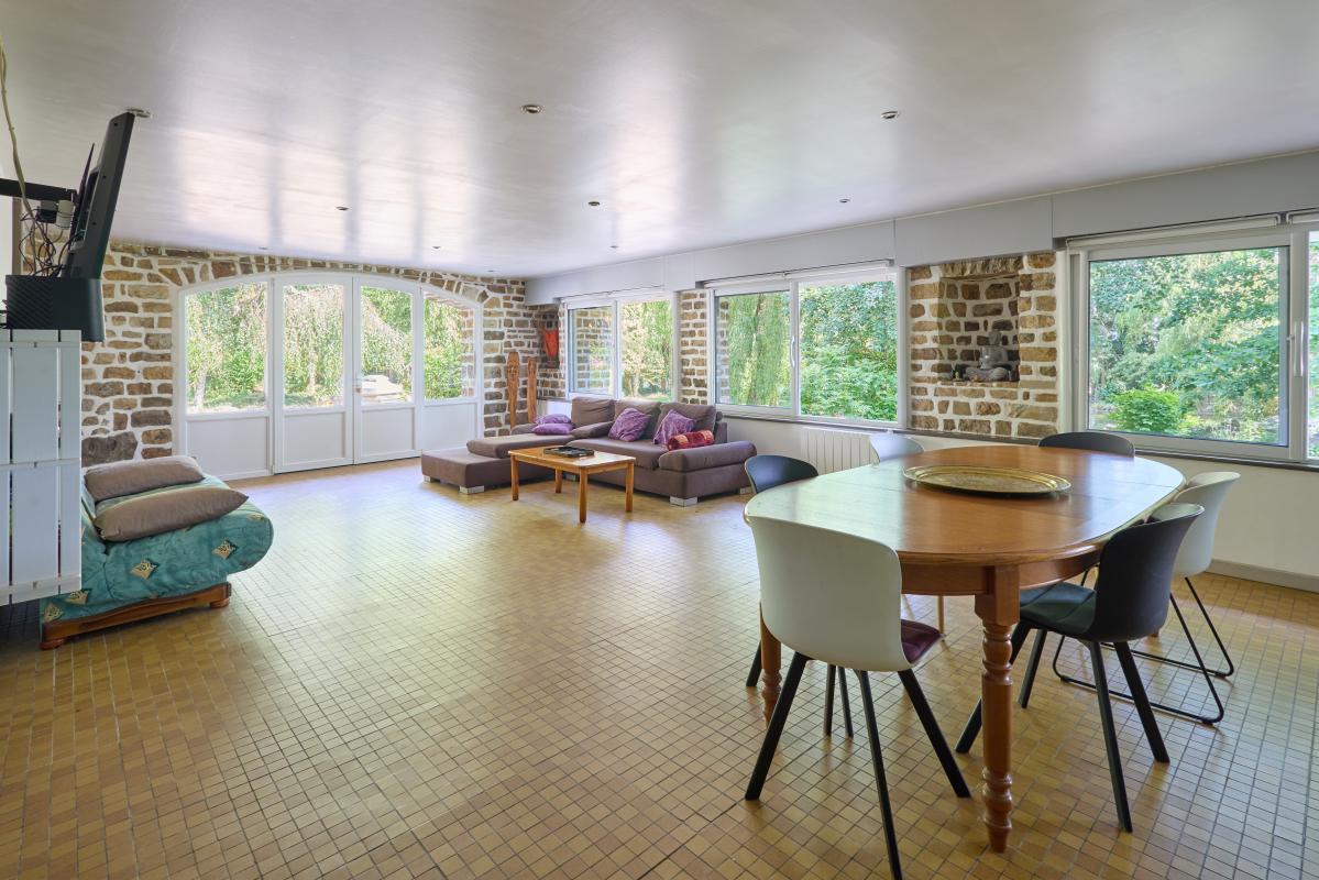 Purchase: House (53370)