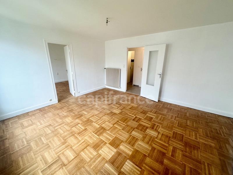 Purchase: Apartment (29270)