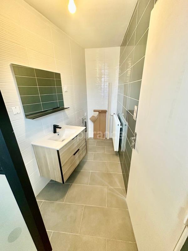 Purchase: Apartment (29270)
