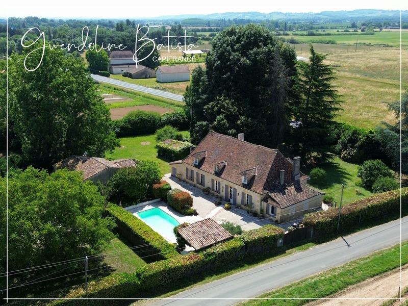 Charming stone property with gîte, swimming pool and wooded park - Lamonzie Saint Martin (24)