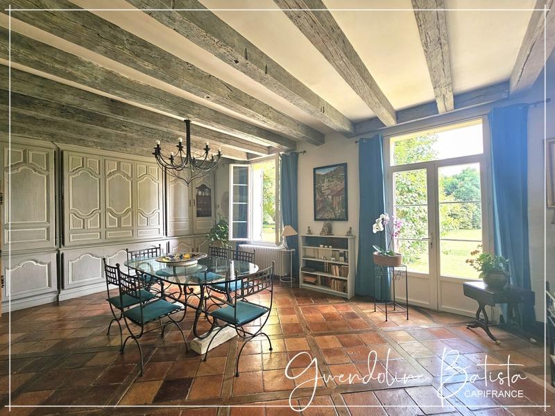 Charming stone property with gîte, swimming pool and wooded park - Lamonzie Saint Martin (24)