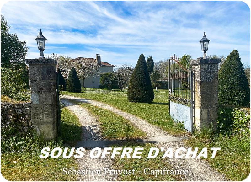 Property for sale 5 rooms near Brantome (24), 180m2 hab., 4 bedrooms, gîte 30m2, swimming pool 12x6