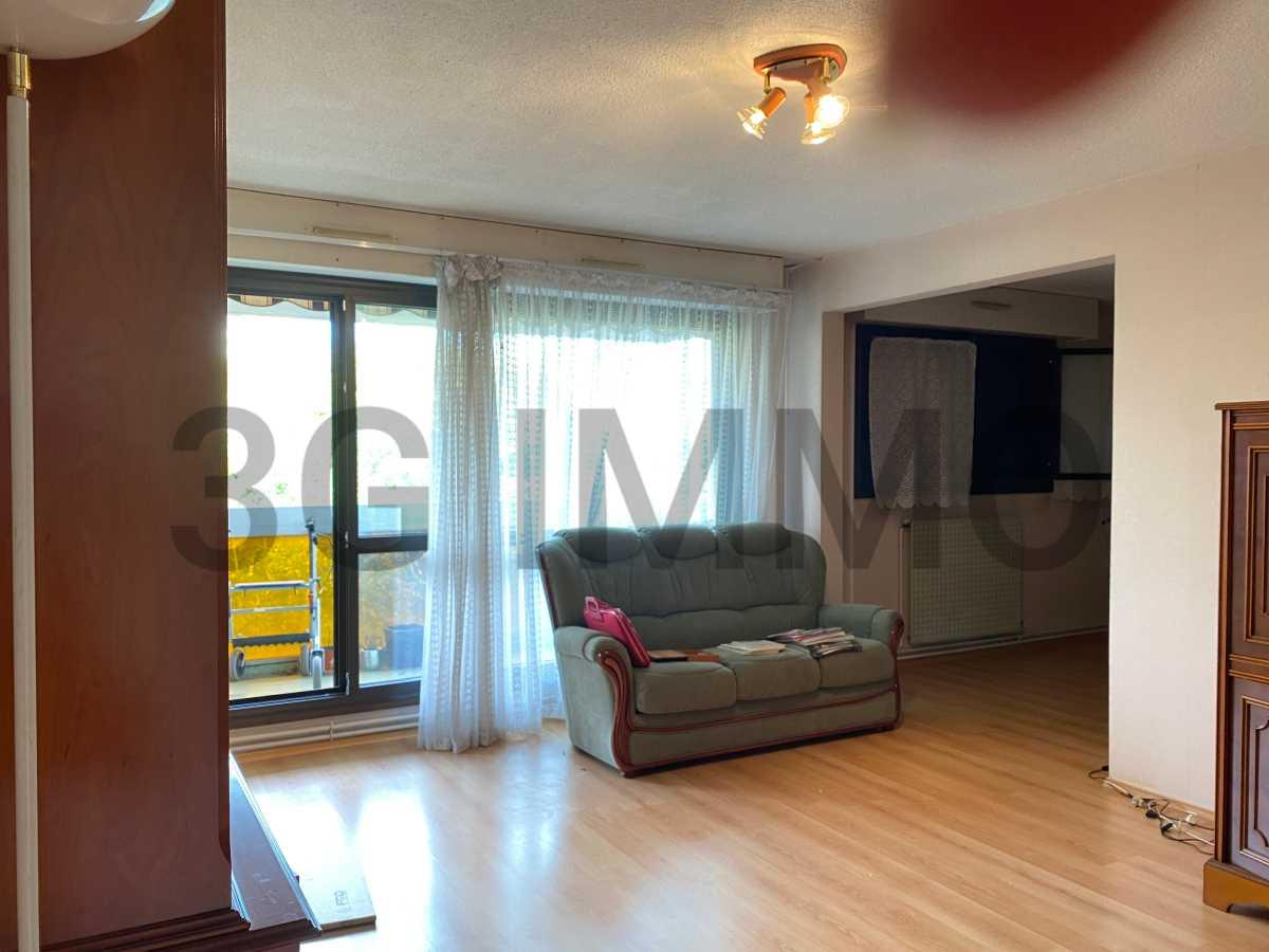 Purchase: Apartment (33110)