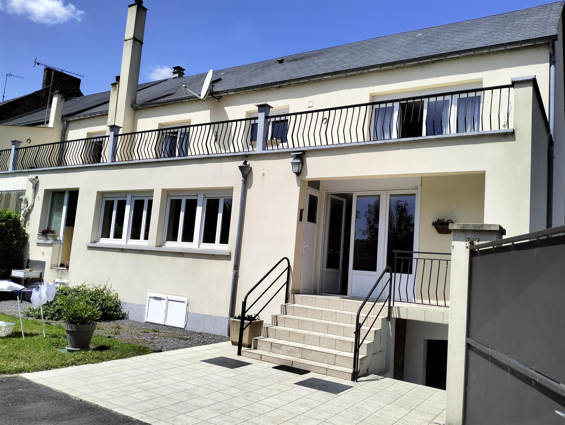 Purchase: House (02340)
