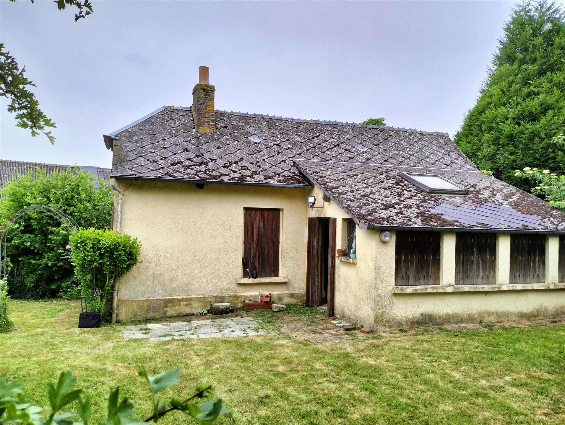 Purchase: House (02140)
