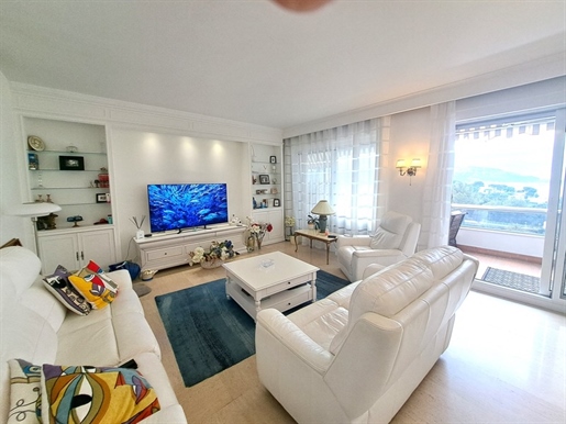 Marseille 8ème Appartement de rêve T5/T6 165m² habitables, vaste terrasse vues mer collines et jardi