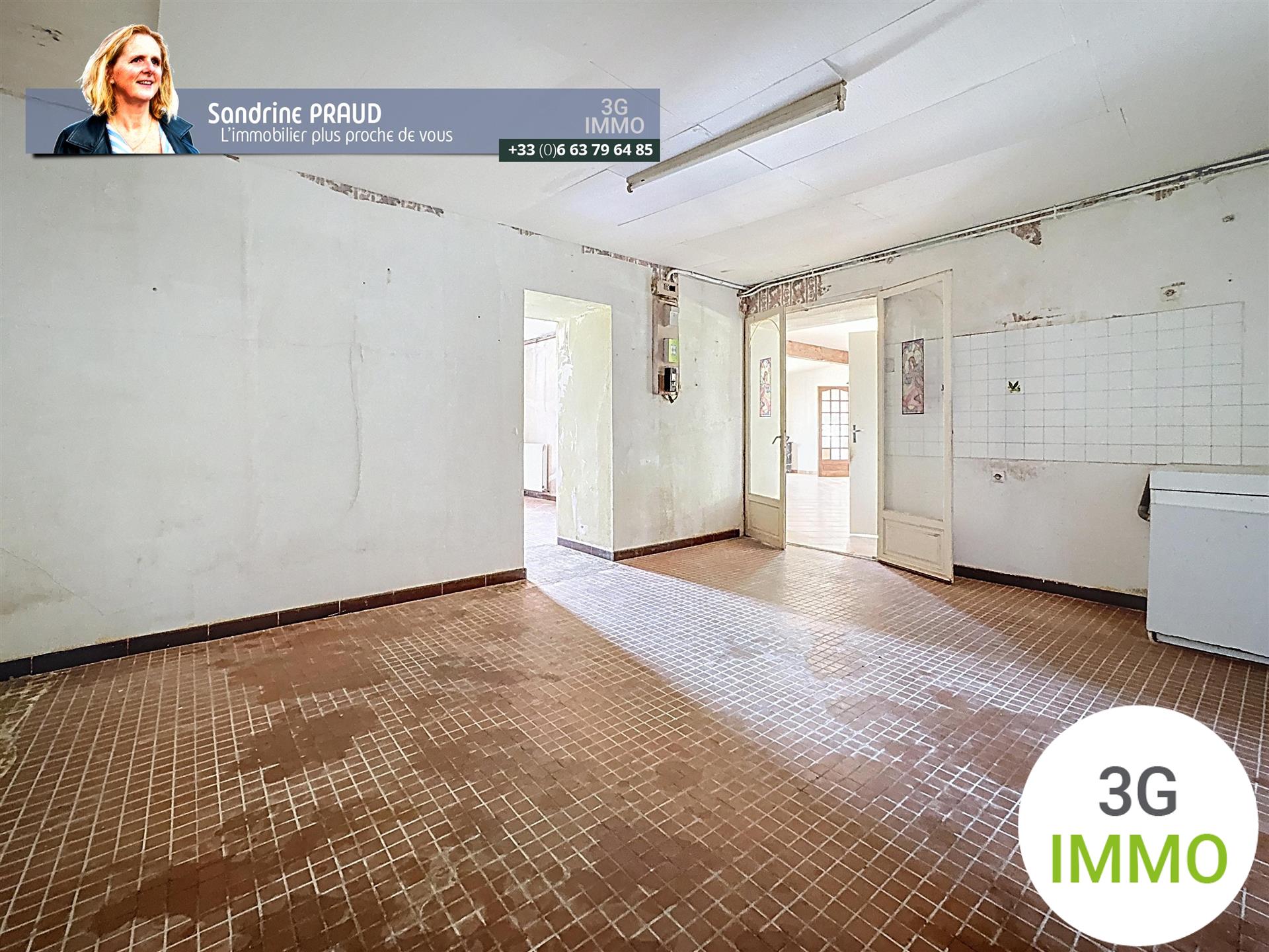 Compra: Vivenda (33500)