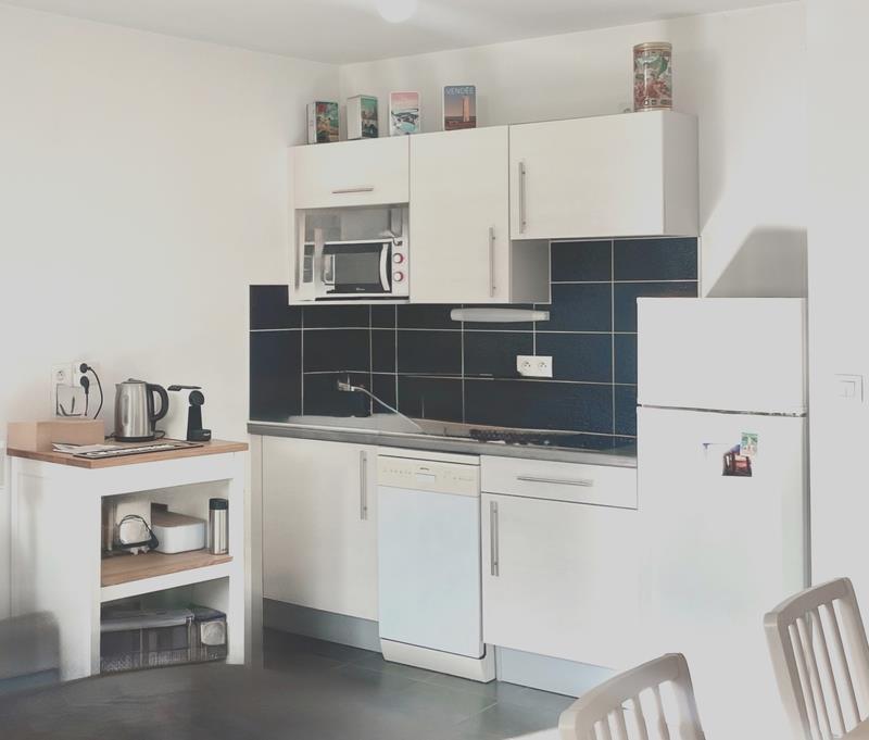 2-Room apartment for sale with tenant in place, in Nantes (44), Hauts-Pavés district, Monselet. Resi