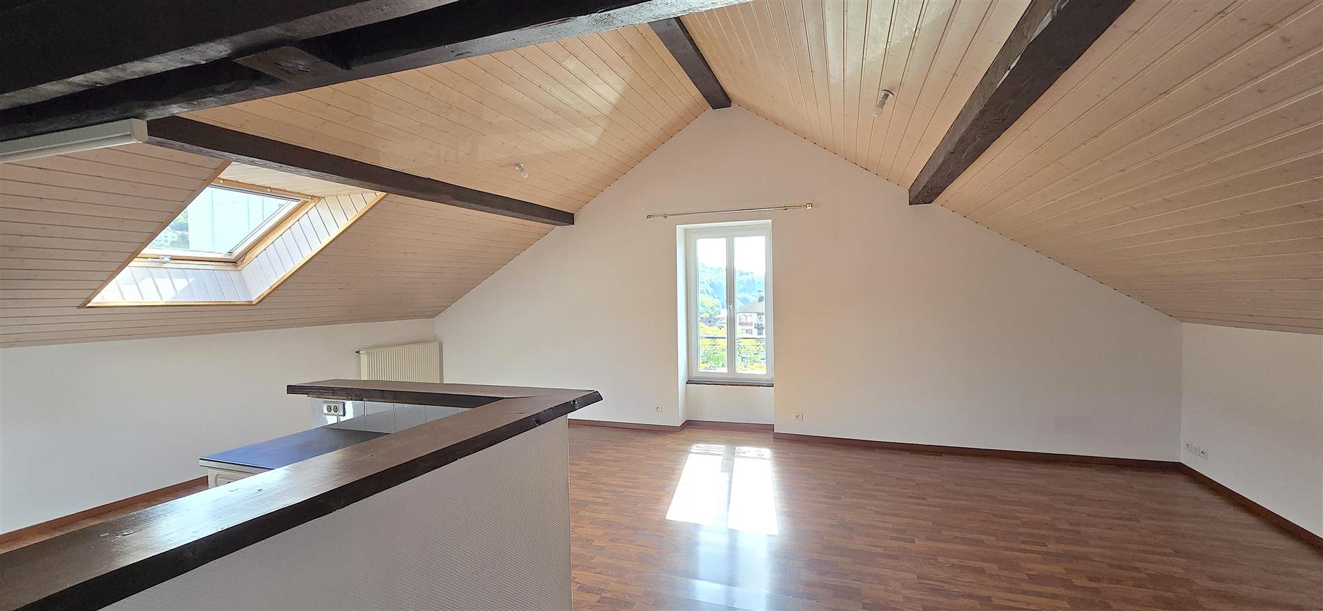 Appartement à vendre, 78m², Valserhône